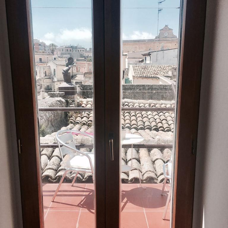 Sole Di Paglia Apartment Matera Luaran gambar